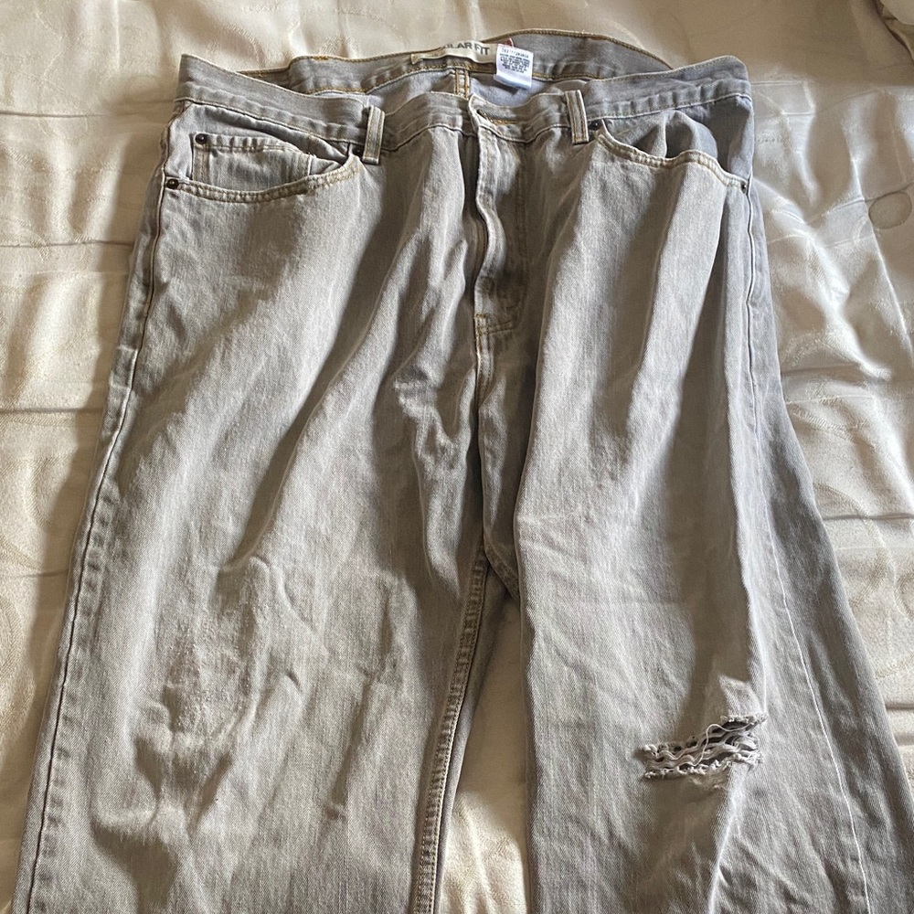 Levis light Gray Distressed Jeans